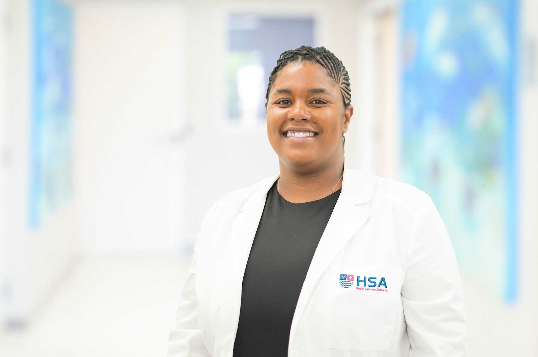 Dr Danielle Smellie 4 HSA Background